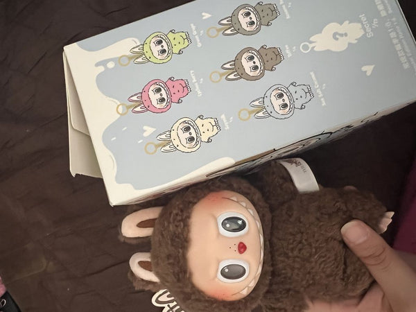 How Much Does a LABUBU Weigh? A Collector's (and Seller's) Honest Answer