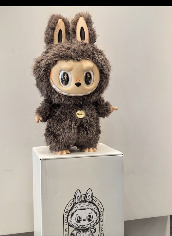 The Unspoken Truths: A Seller's Guide to When You Should (and Shouldn't) Buy a LABUBU Confirmed Box