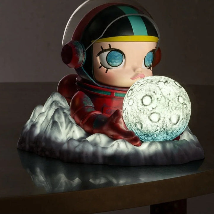 MEGA SPACE MOLLY Hello Moon Ambient Moon Lamp Figure