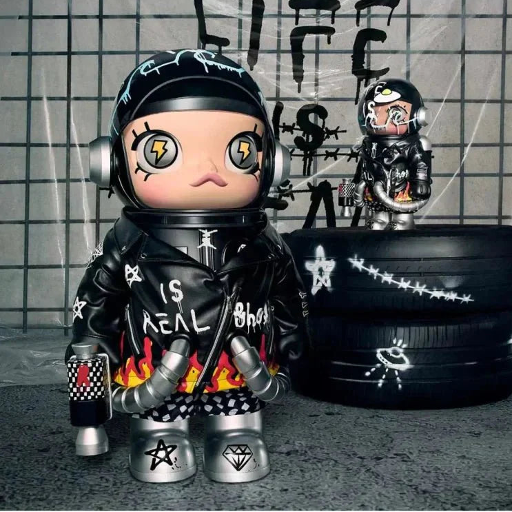 MEGA SPACE MOLLY 400% Trevor Andrew