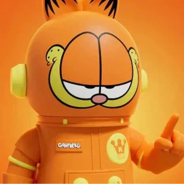 MEGA SPACE MOLLY 400% Garfield PVC Figure