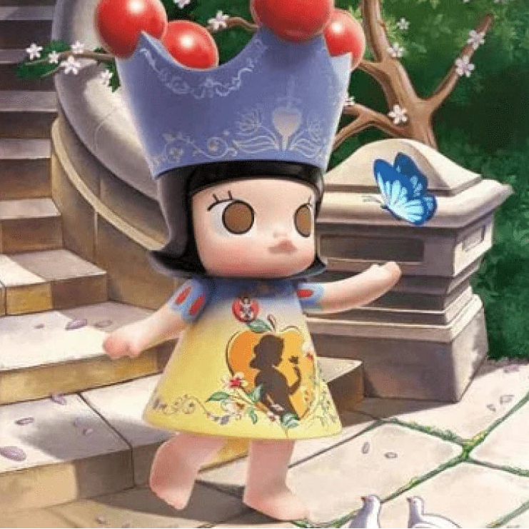 MEGA ROYAL MOLLY 400% Snow White