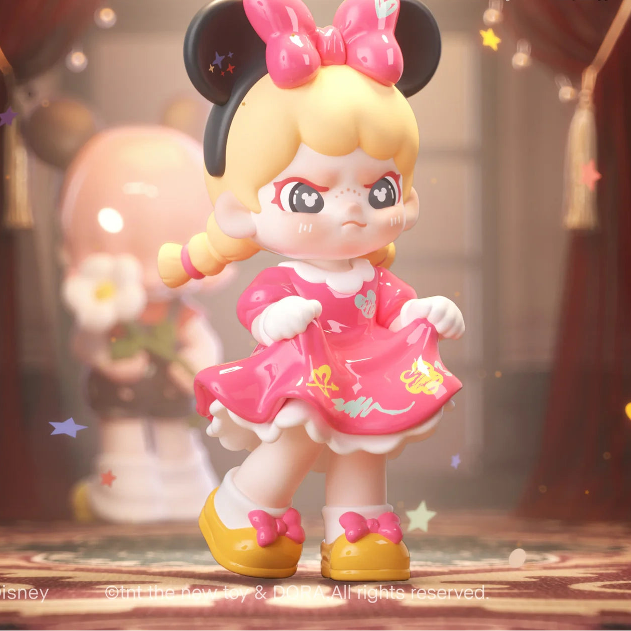 TOP TOY DISNEY DORA Loves Mickey Series Figures Blind Box