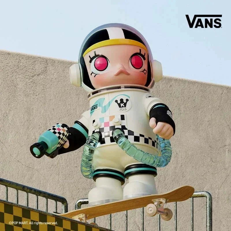 MEGA SPACE MOLLY 400% Vans
