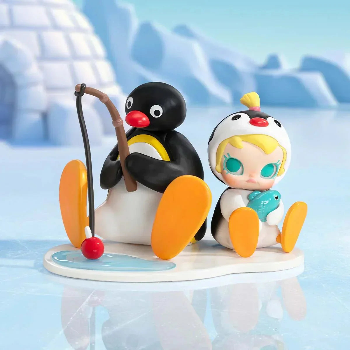 Baby Molly  PINGU Fishing Time Figure