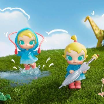 Baby Molly Funny Raining Day Figure