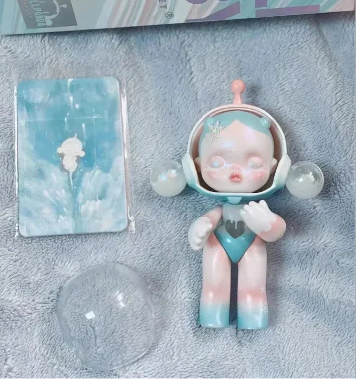 SKULLPANDA SPLIT Series Snow of Light Action Figure