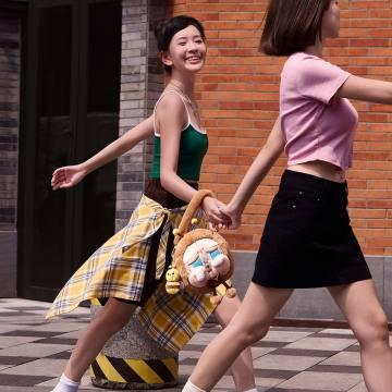 CRYBABY Crying Again Series-Big Head Bag(I'll Bring You a Flower) - PopNya