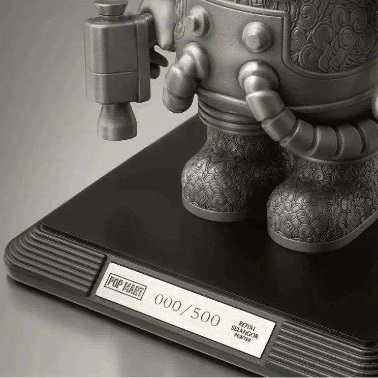 MEGA SPACE MOLLY 400% Royal Selangor