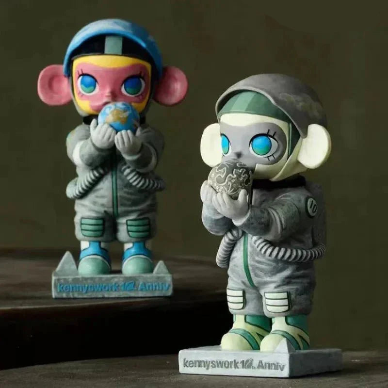 MOLLY Anniversary Statues Classical Retro Series PVC Figures