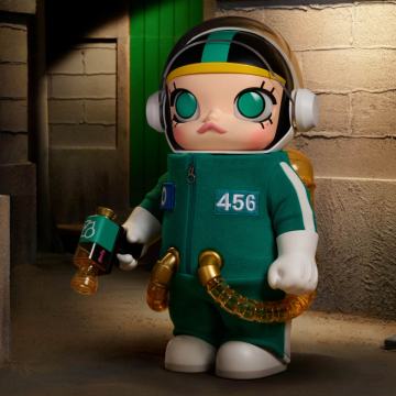 POPMART MEGA SPACE MOLLY 400% + Action Figure Squid Game Set