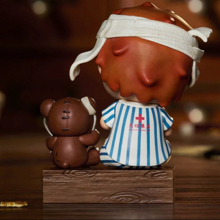 POP MART Hirono Well Pharmacy Series Figure Hanging Card