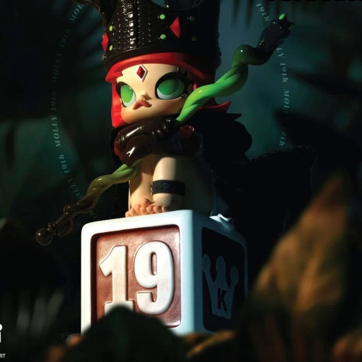POP MART MOLLY 19TH Anniversary Frosty Night Series Figure